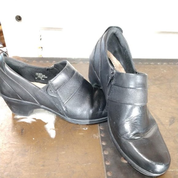 Earth Origins by Earth Reese Low Heel Shooties side Zip Black Womens Size 11M - Picture 3 of 6